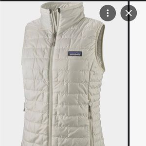 Patagonia women’s Nano Puff vest